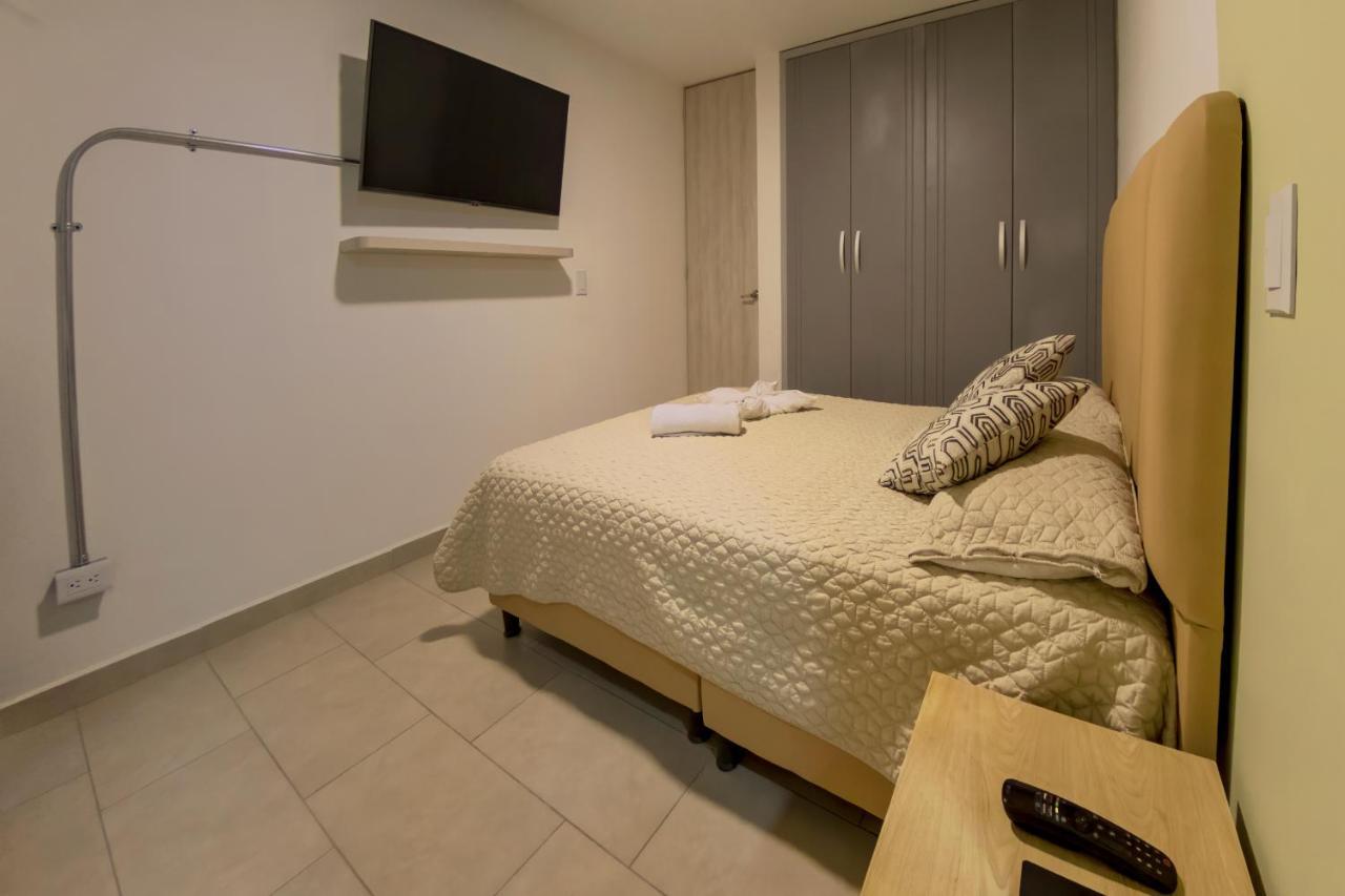 Ventiuna Hotel Y Coliving Перейра Екстериор снимка