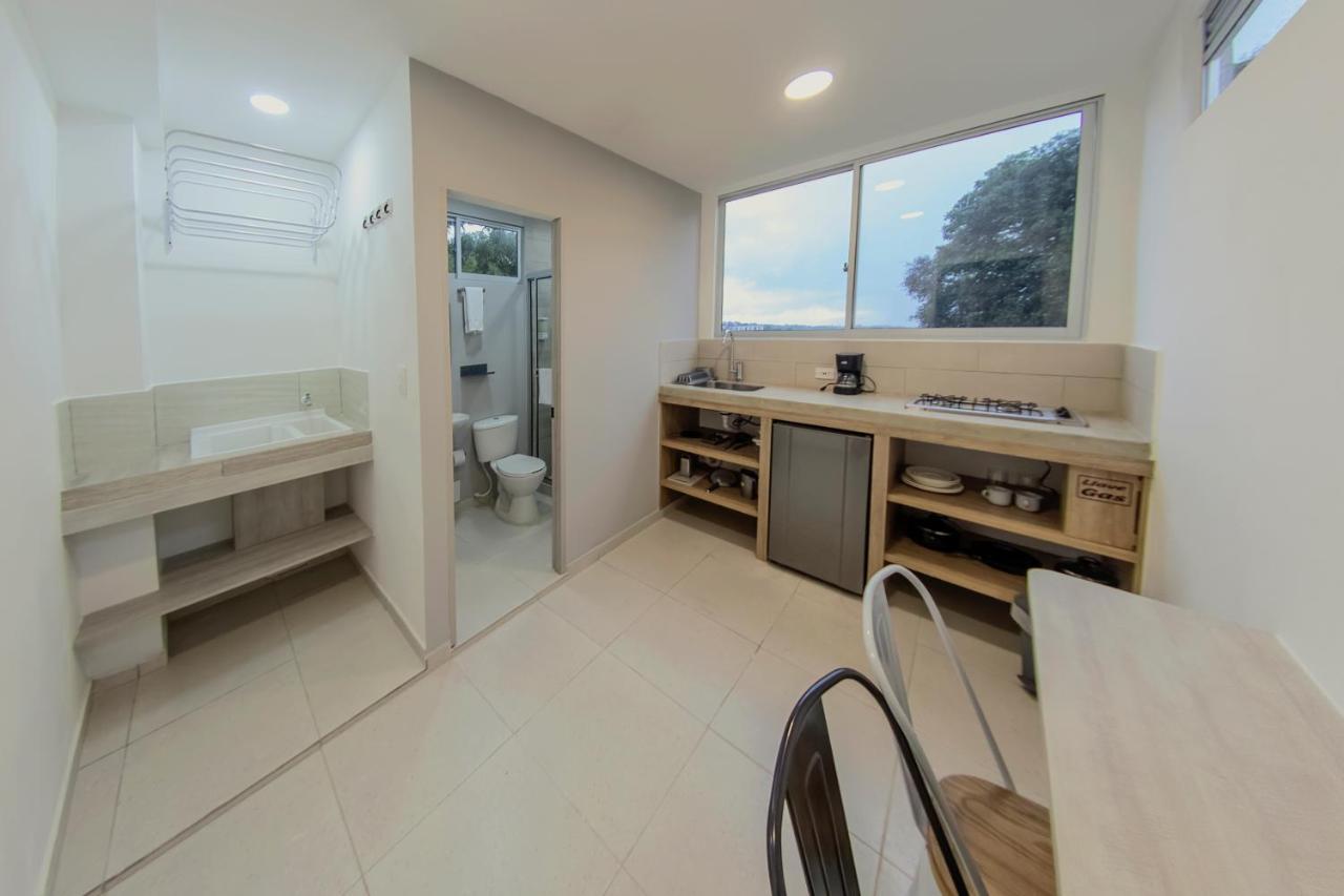 Ventiuna Hotel Y Coliving Перейра Екстериор снимка