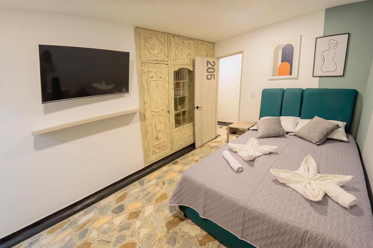 Ventiuna Hotel Y Coliving Перейра Екстериор снимка