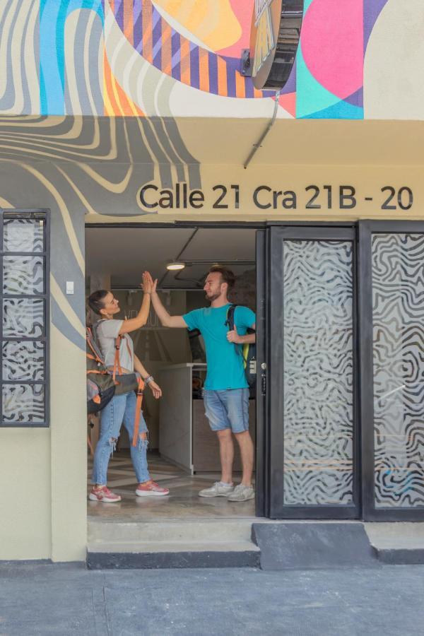 Ventiuna Hotel Y Coliving Перейра Екстериор снимка